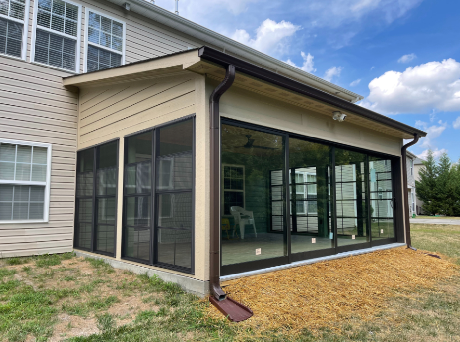 How 3 Season Sunroom Construction Can Turn Your Patio into a Cozy Retreat
